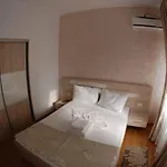 Anemona בית הארחה אפורי נורד
