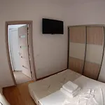 Anemona בית הארחה אפורי נורד